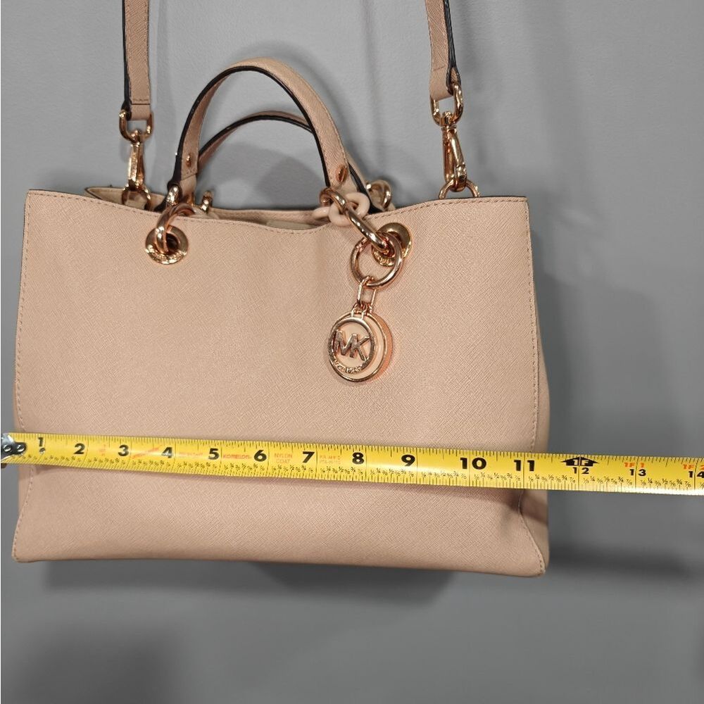 🐢 Michael Kors Cynthia Bag. Excellent Condition! - Picture 4 of 15